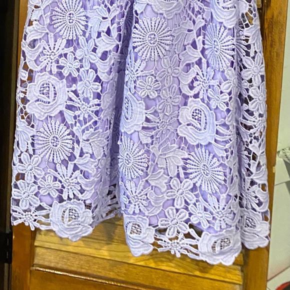 Lulu's purple lace dress - Picture 2 of 2